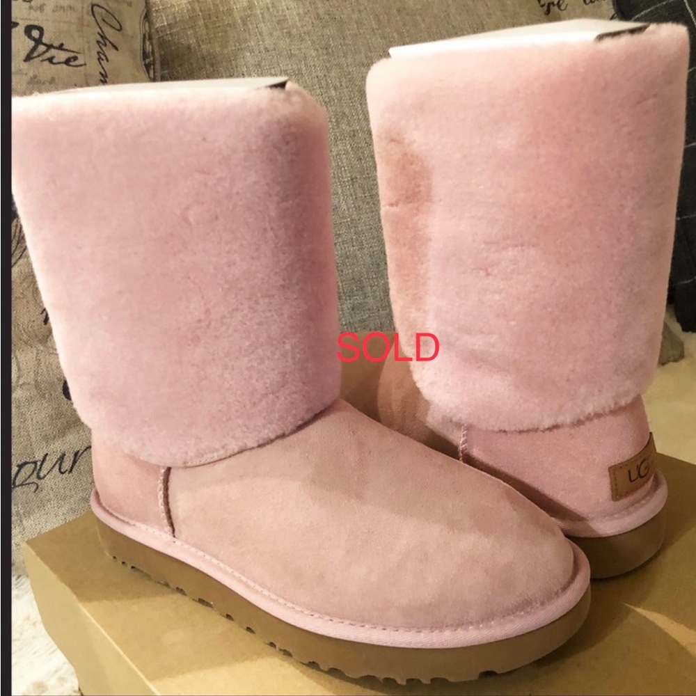 SOLD‼️ UGG BOOTS-NEW IN BOX Beautiful pink color. These boots are gorgeous.